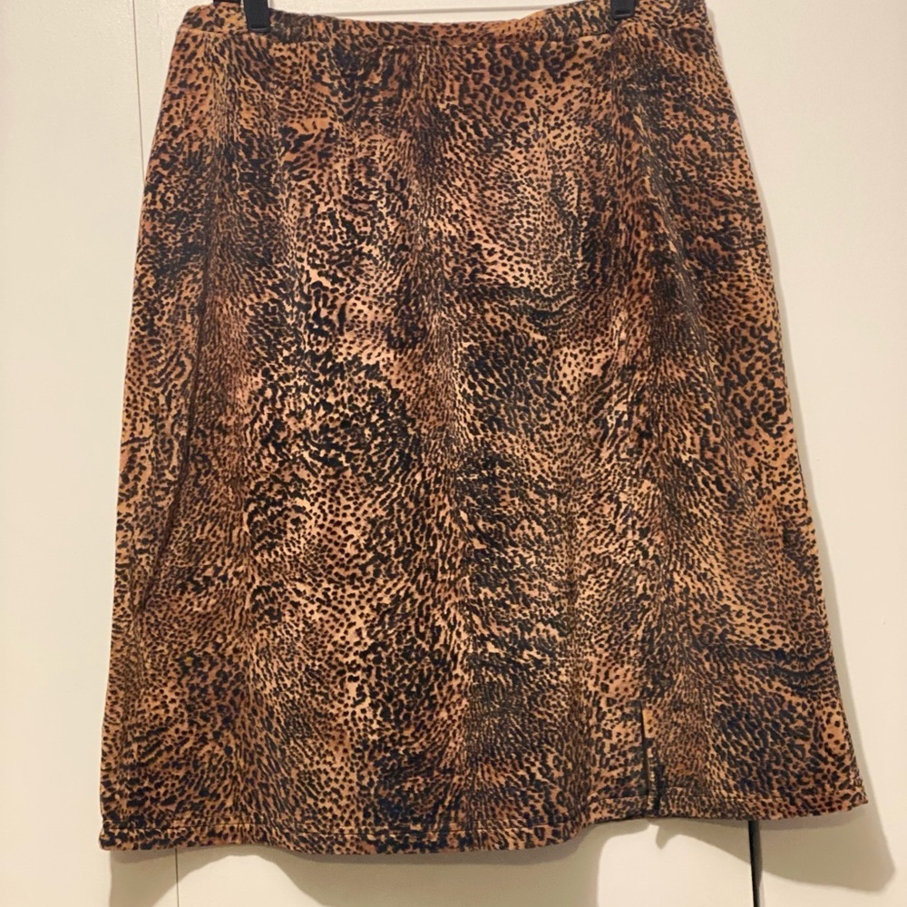 Chic Animal Print A-Line Skirt